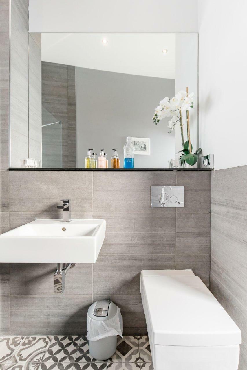 The Corson At Claremont Apartments 리즈 외부 사진